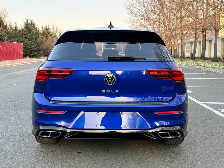 Фото 5 - Volkswagen Golf