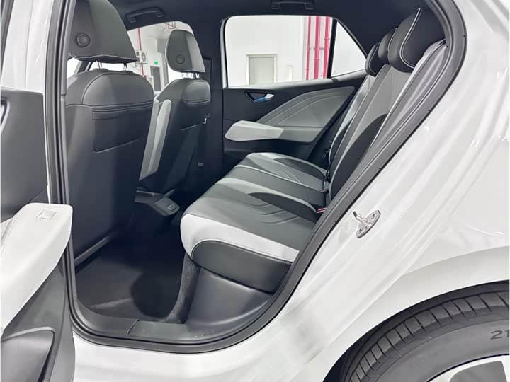 Фото 13 - Volkswagen ID.3