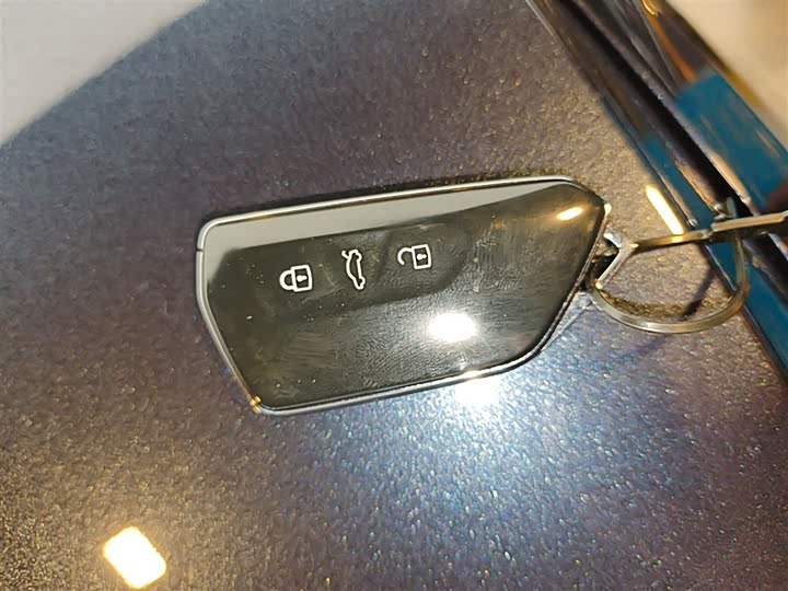 Фото 9 - Volkswagen ID.4 Crozz