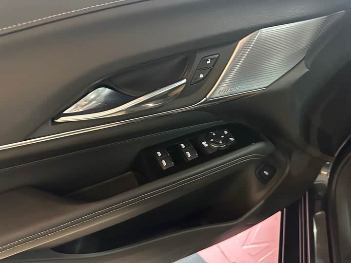 Фото 4 - Cadillac CT4