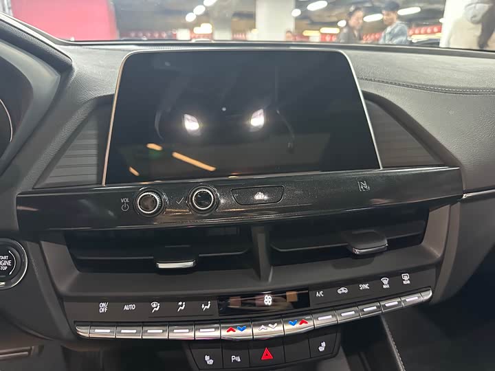 Фото 7 - Cadillac CT4