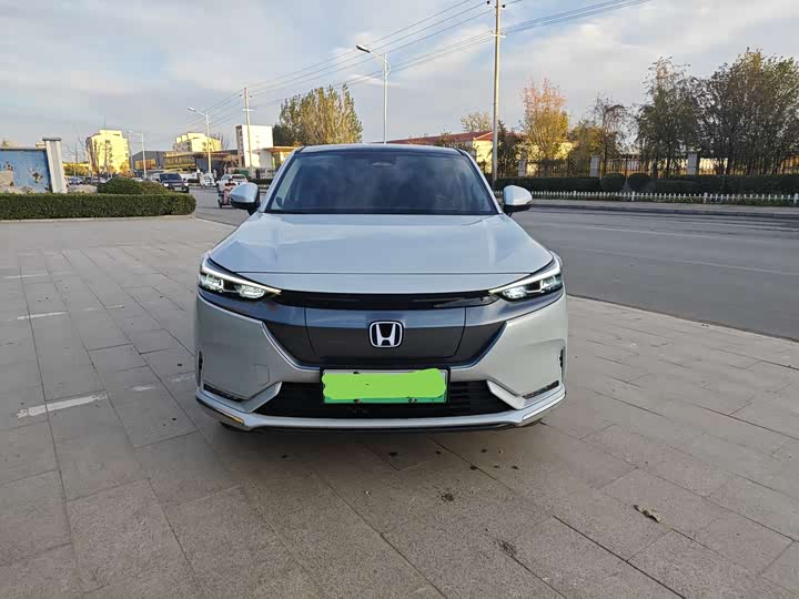 Фото 2 - Honda e:NP1