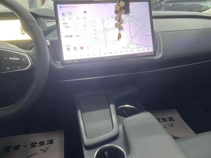 Фото 19 - Changan Deepal SL03