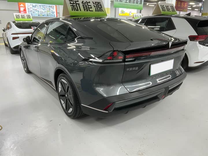 Фото 30 - Changan Deepal SL03