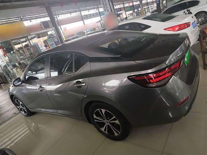 Фото 5 - Nissan Sylphy