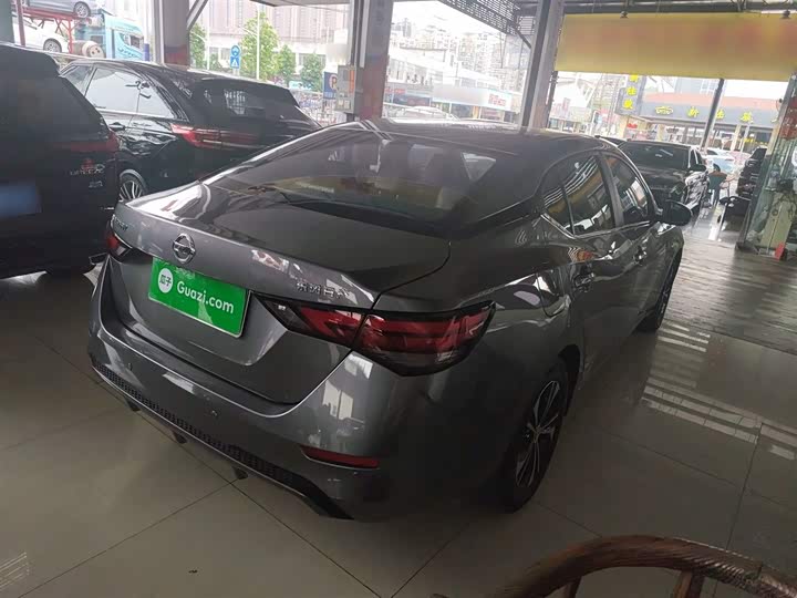 Фото 7 - Nissan Sylphy