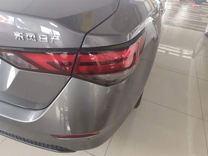 Фото 8 - Nissan Sylphy