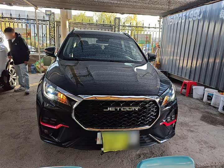 Фото 3 - Jetour X70