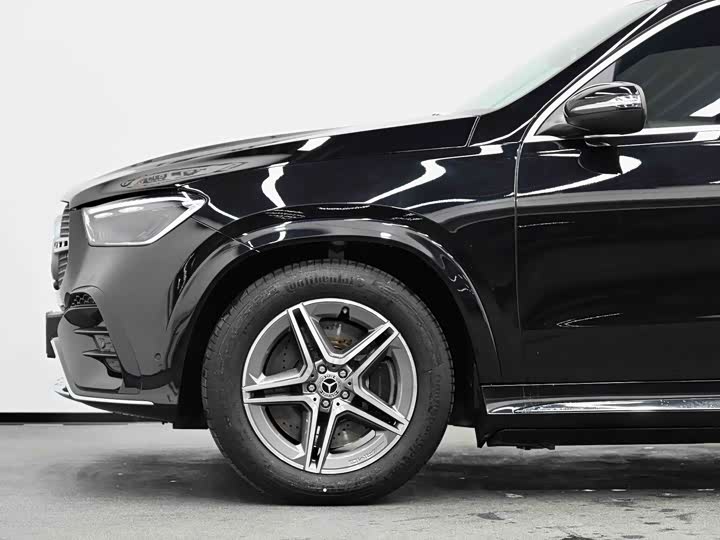 Фото 13 - Mercedes-Benz GLE-Class