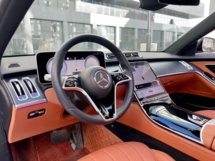 Фото 11 - Mercedes-Benz S-Class