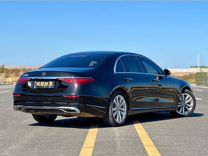 Фото 6 - Mercedes-Benz S-Class