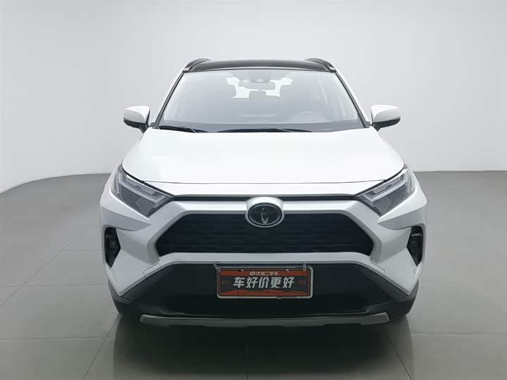 Фото 3 - Toyota RAV4