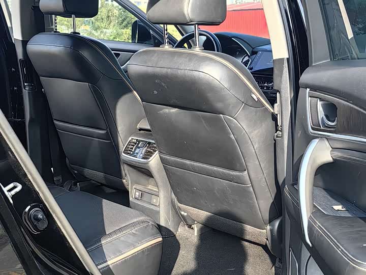 Фото 11 - Honda Avancier