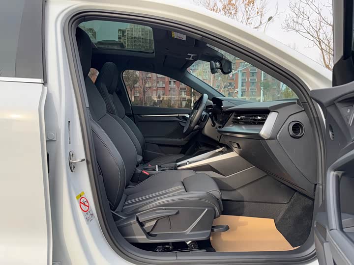 Фото 22 - Audi A3