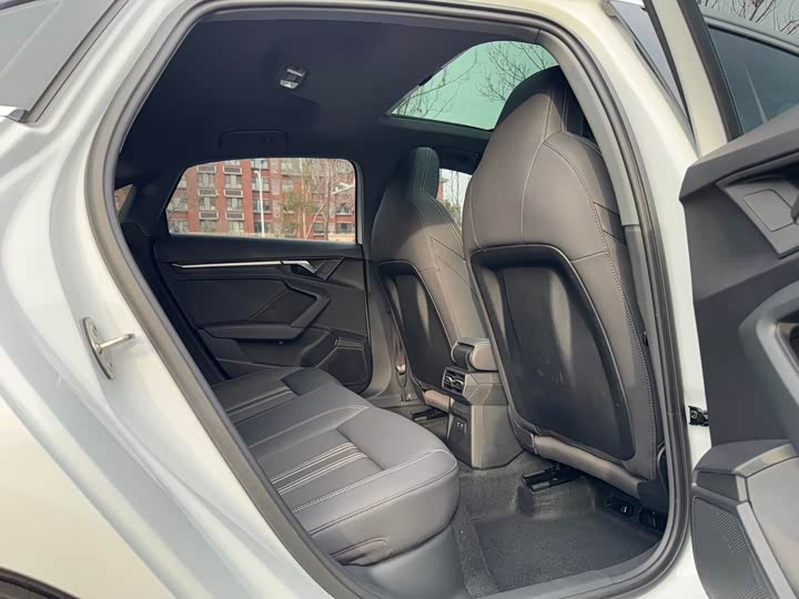 Фото 24 - Audi A3