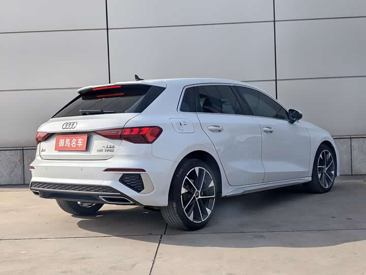 Фото 10 - Audi A3