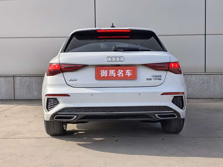 Фото 2 - Audi A3