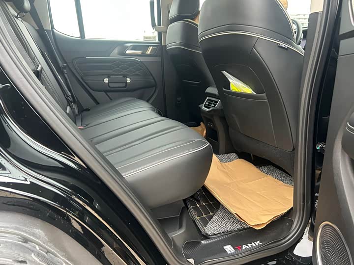 Фото 11 - Tank 300