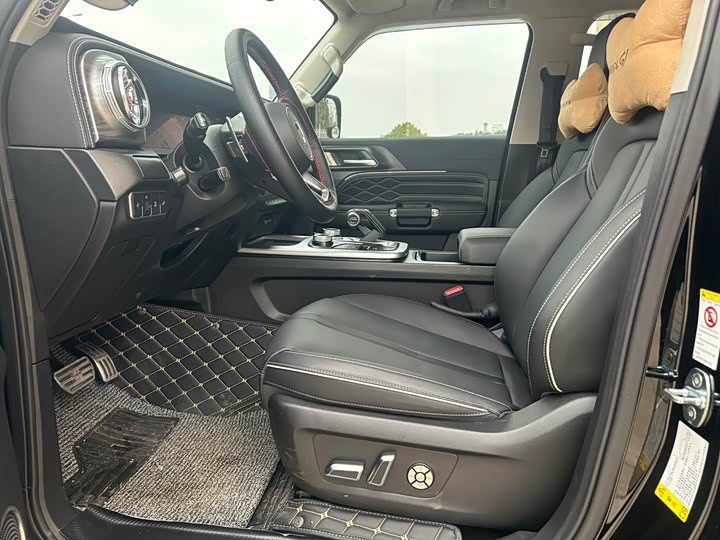 Фото 6 - Tank 300