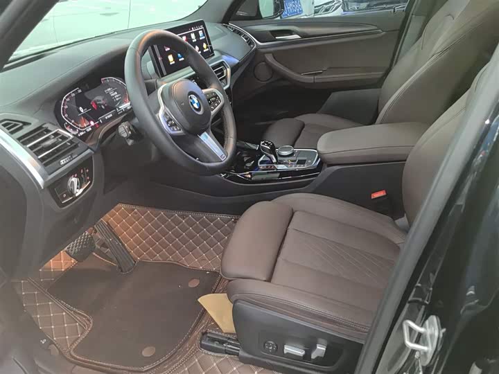 Фото 14 - BMW X3