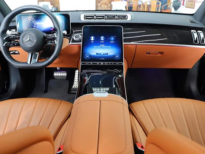 Фото 15 - Mercedes-Benz S-Class