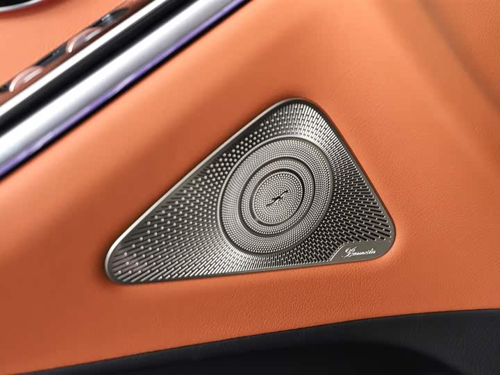 Фото 17 - Mercedes-Benz S-Class