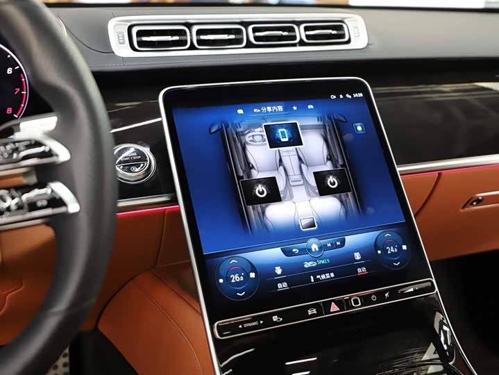 Фото 20 - Mercedes-Benz S-Class