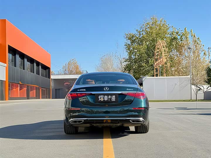 Фото 3 - Mercedes-Benz S-Class