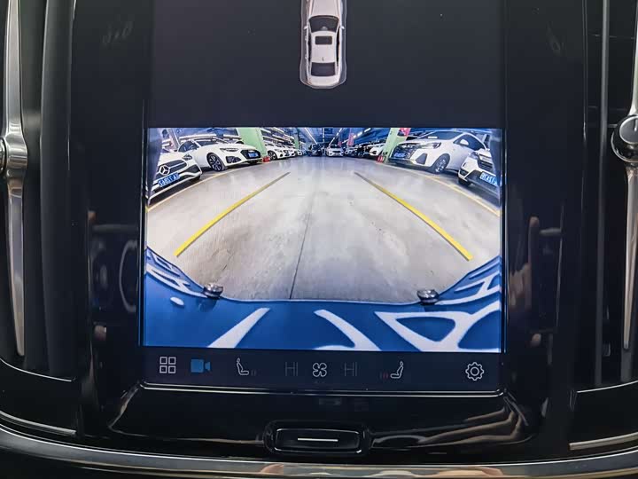 Фото 11 - Volvo S90