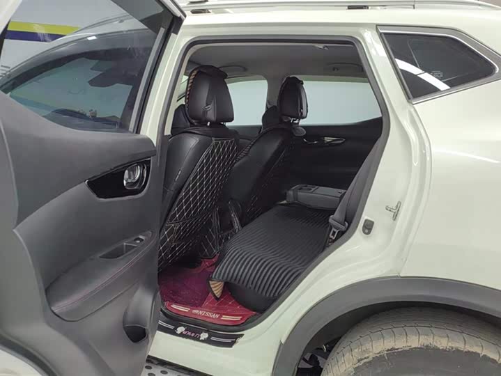 Фото 11 - Nissan Qashqai