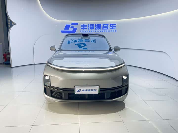 Фото 4 - LiXiang L8