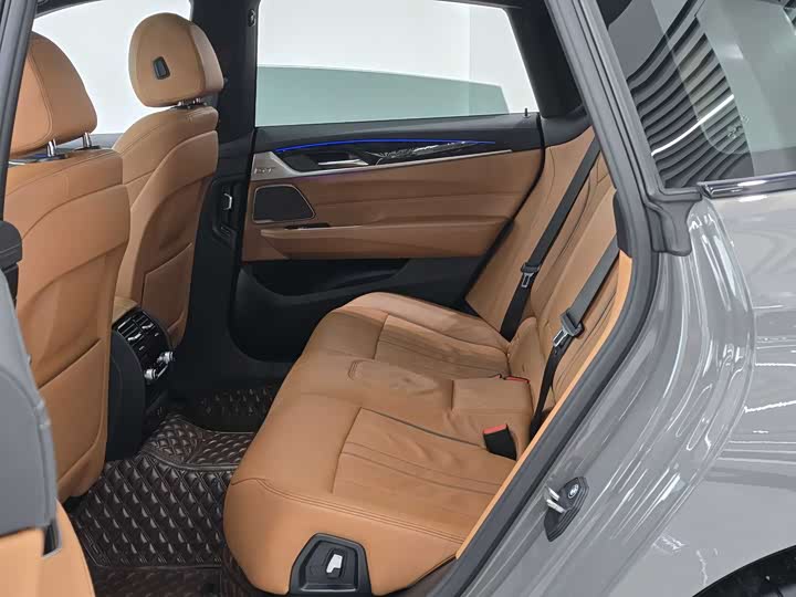 Фото 12 - BMW 6 Series GT