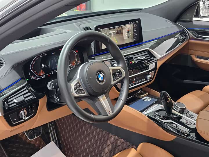 Фото 4 - BMW 6 Series GT