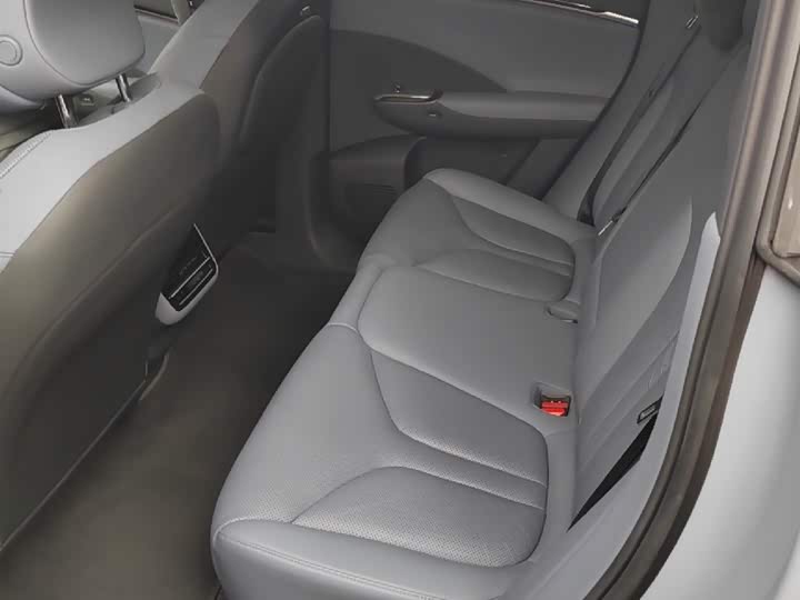 Фото 7 - XPeng G7