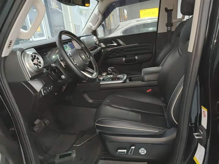 Фото 15 - Tank 300