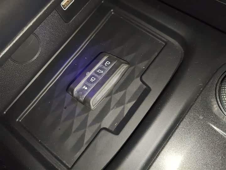 Фото 9 - Tank 300