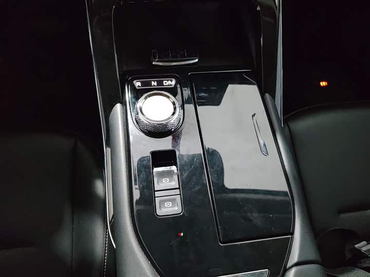 Фото 14 - Haval H6