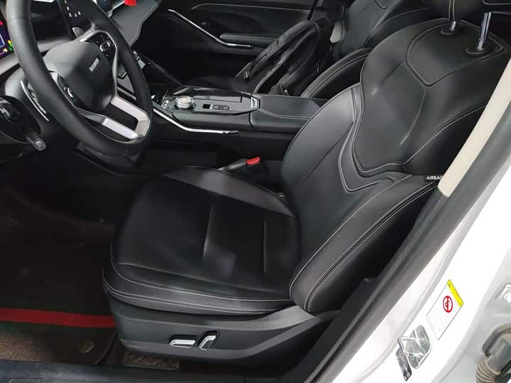 Фото 15 - Haval H6