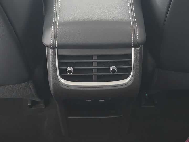 Фото 12 - Tank 300