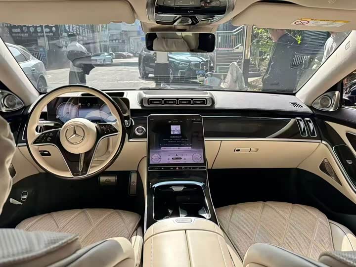 Фото 5 - Mercedes-Benz Maybach S-Class