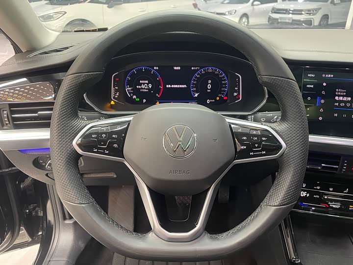 Фото 5 - Volkswagen Passat