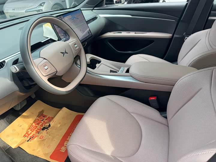 Фото 7 - XPeng Mona M03