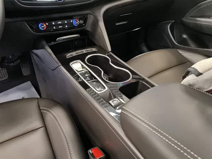 Фото 14 - Buick Regal