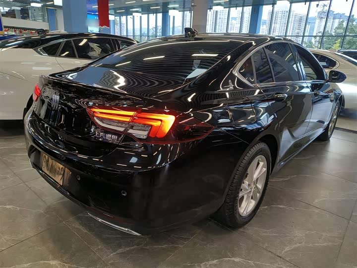 Фото 7 - Buick Regal