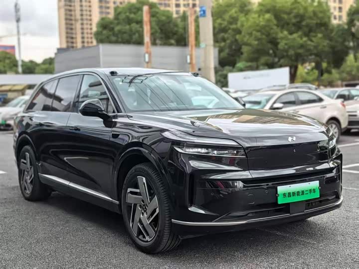 Фото 2 - Nio Onvo L90