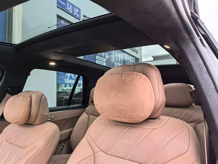 Фото 8 - Nio Onvo L90