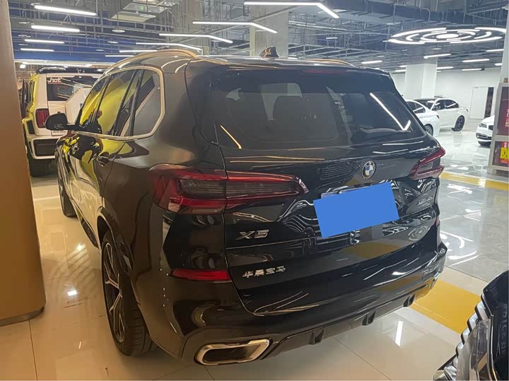 Фото 10 - BMW X5