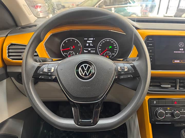 Фото 15 - Volkswagen T-Cross