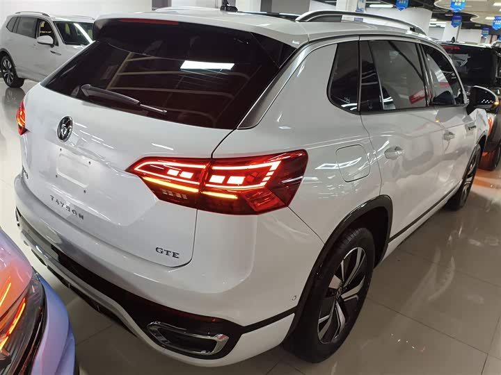 Фото 7 - Volkswagen Tayron GTE Hybrid