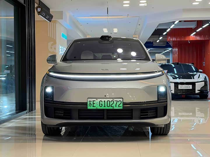 Фото 2 - LiXiang L7